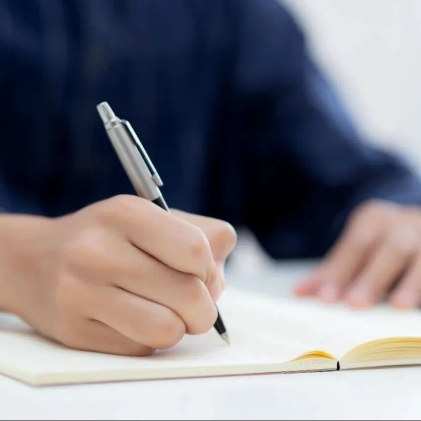 李强签署国务院令 公布《行政执法监督条例》